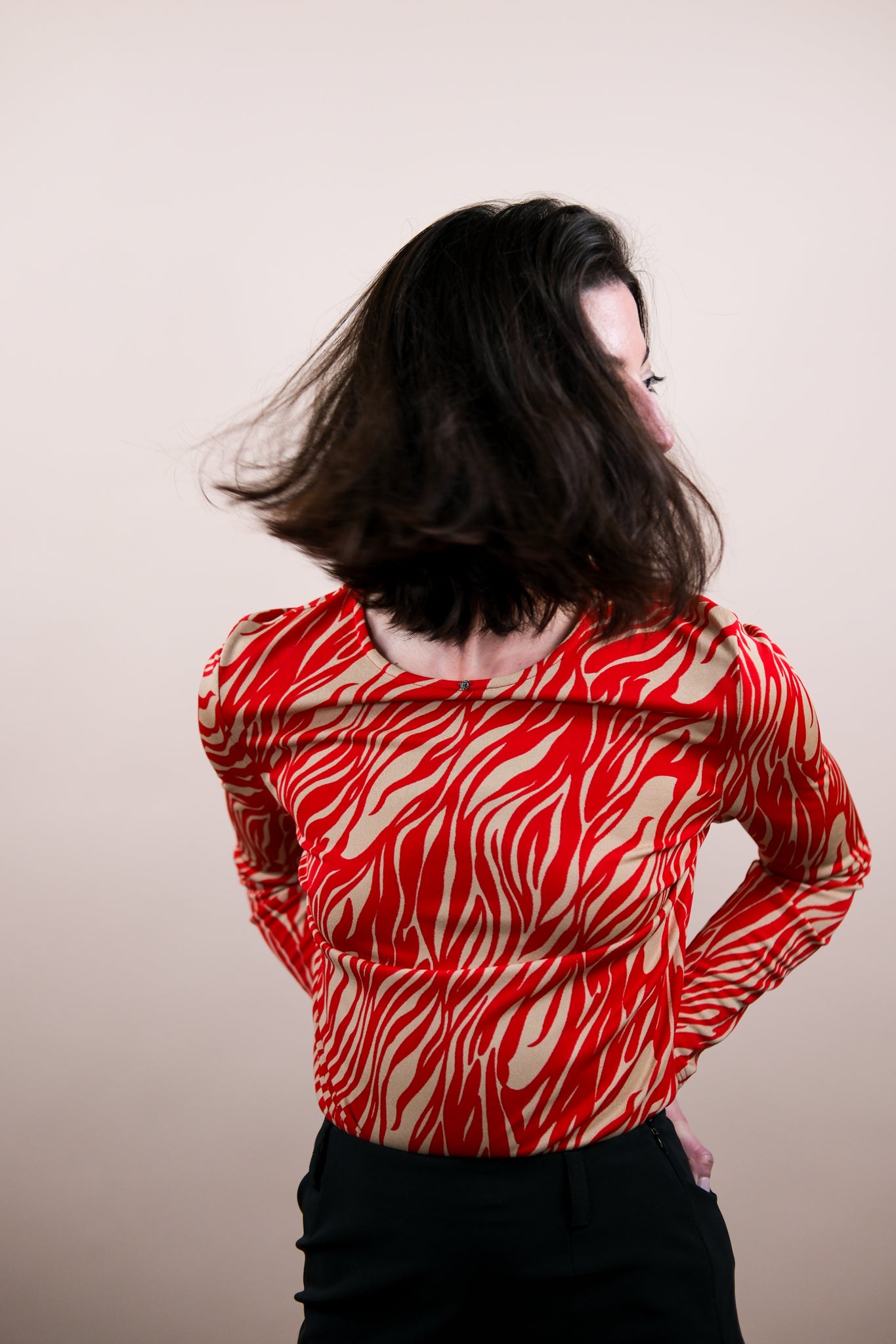 Gianni Versace Couture F/W 1998 Red & Beige Animal Print Long Sleeve Top